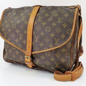 LOUIS VUITTON Saumur 35 Monogram Crossbody Bag